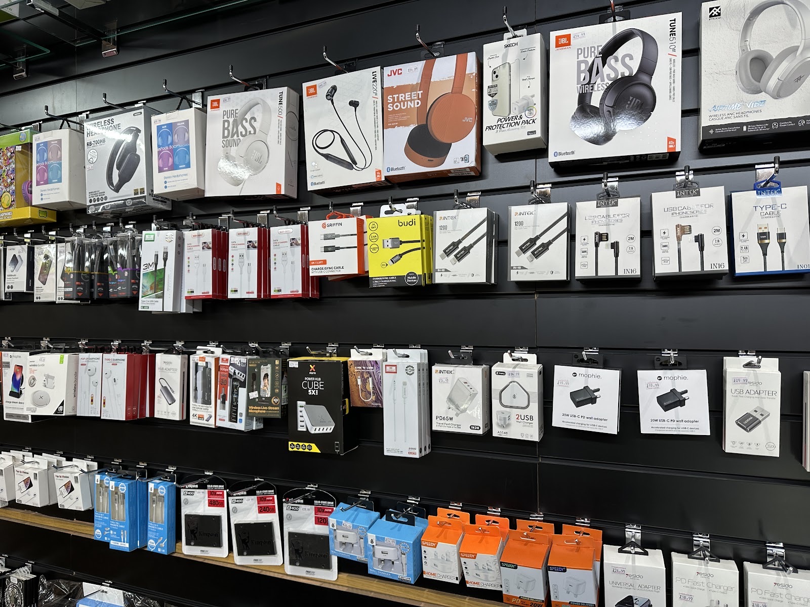 The Gadget Life in Sutton London